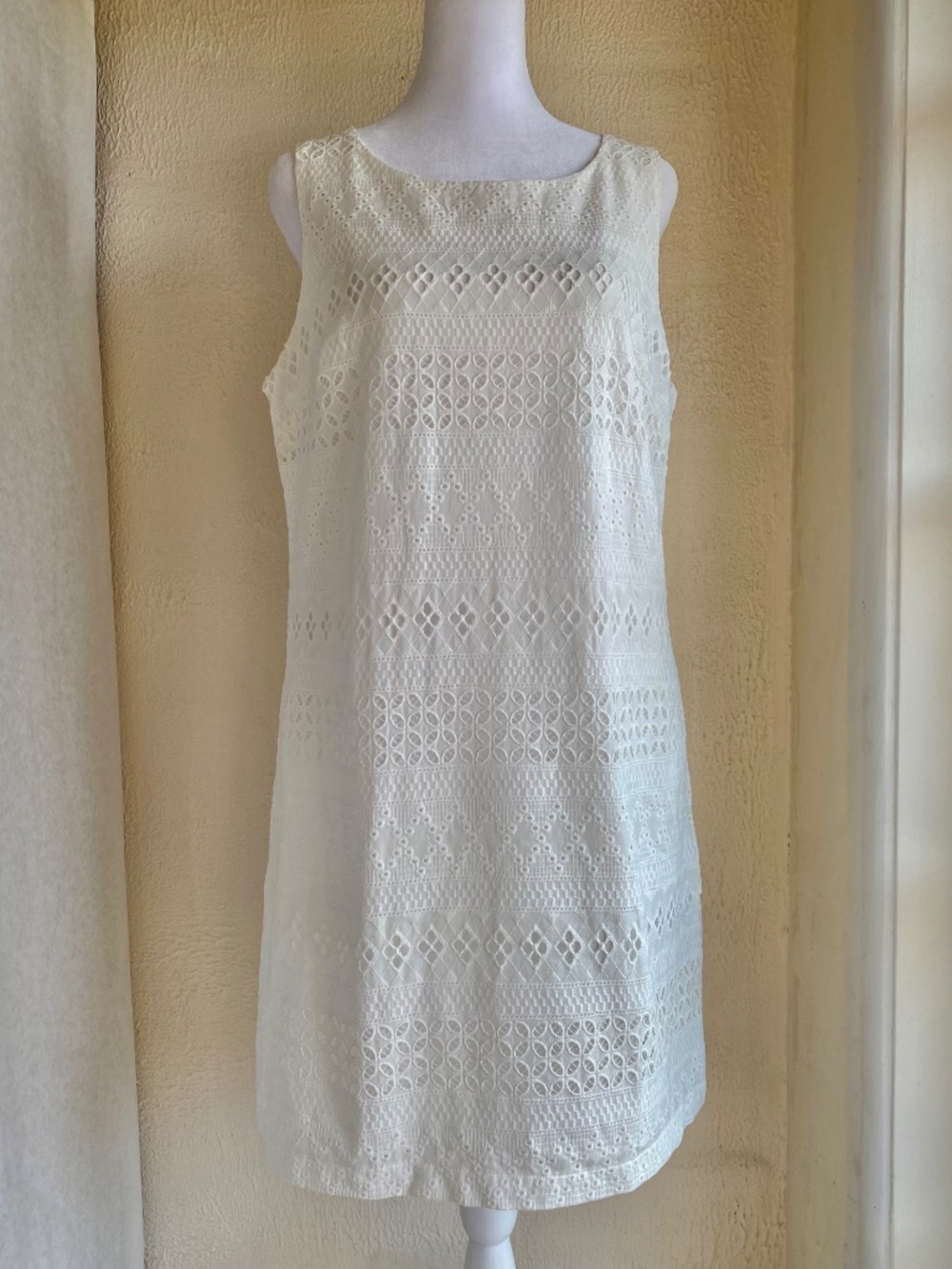 NWT Heyton white cotton eyelet sleeveless shift dress Sz 8